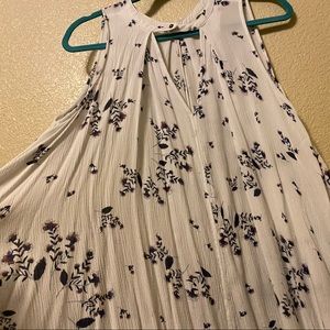 Free People sleeveless Tunic Top/Blouse Pockets sz S white with blue floral